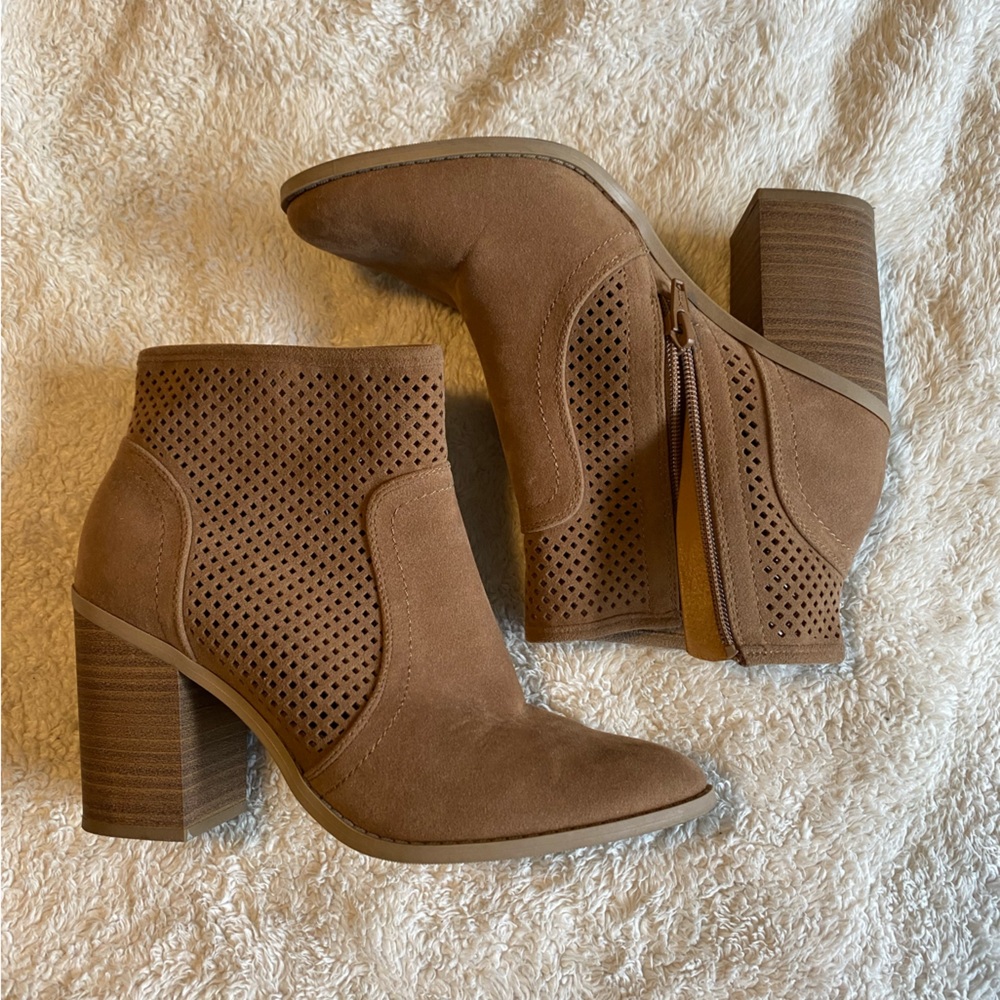 Tan Block Heeled Booties